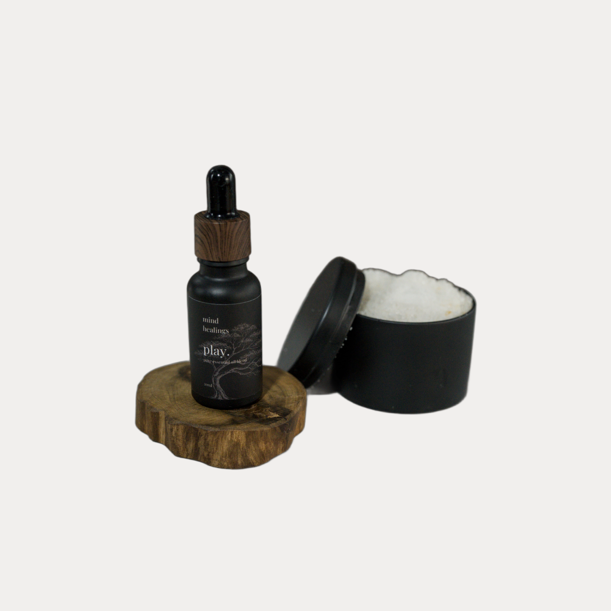 play. natural salt scrub